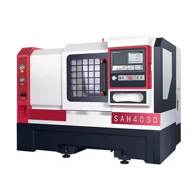 Strung CNC cu pat înclinat